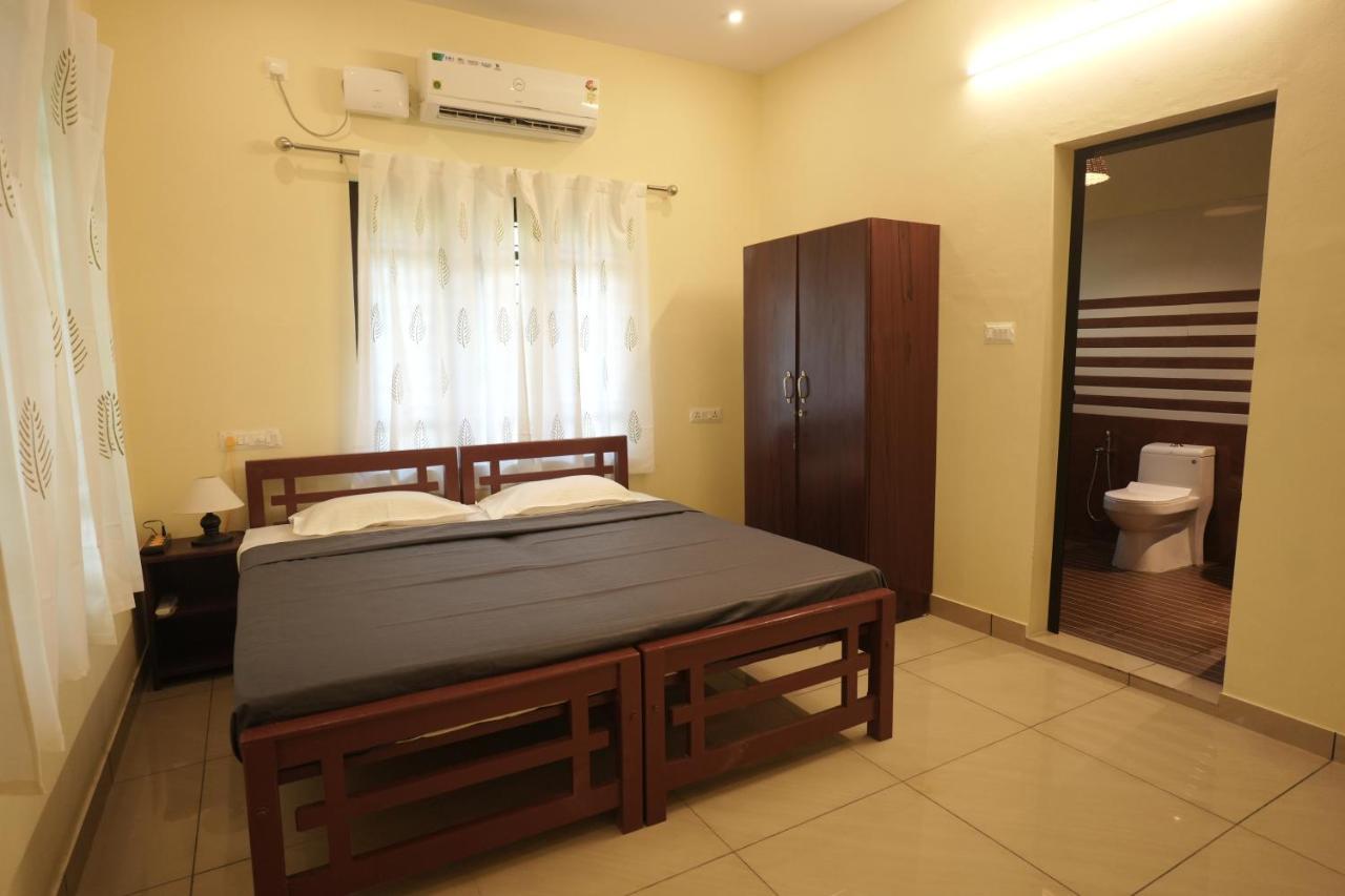 Cliff & Coral Hostel Varkala Exterior photo