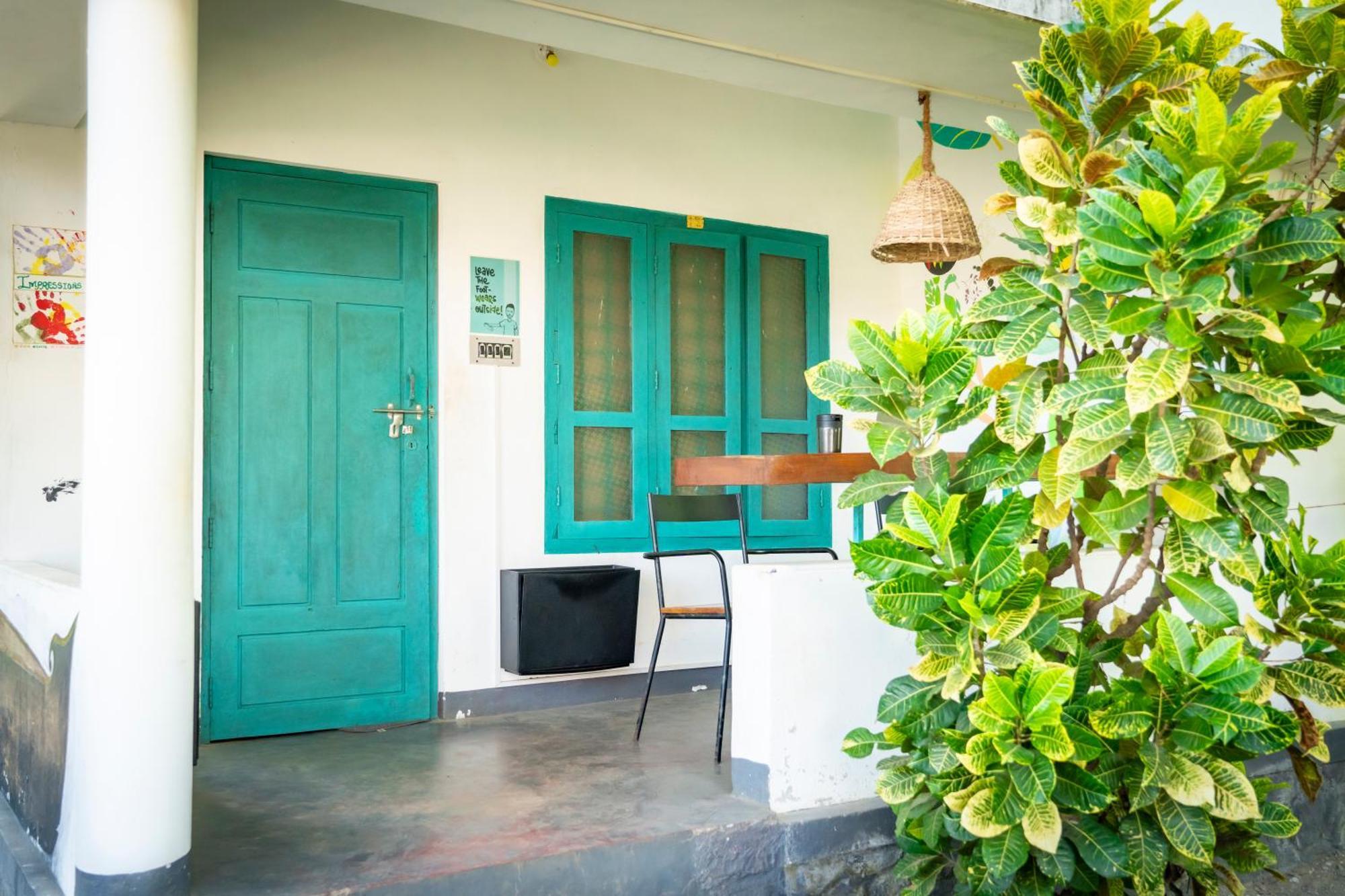 Cliff & Coral Hostel Varkala Exterior photo